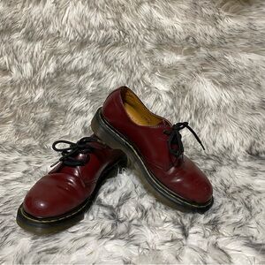 Dr. Martens 11837 Burgundy Classic leather Oxford Loafer